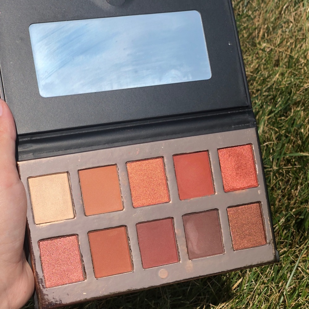 Crown Brush Fuego Eyeshadow Collection